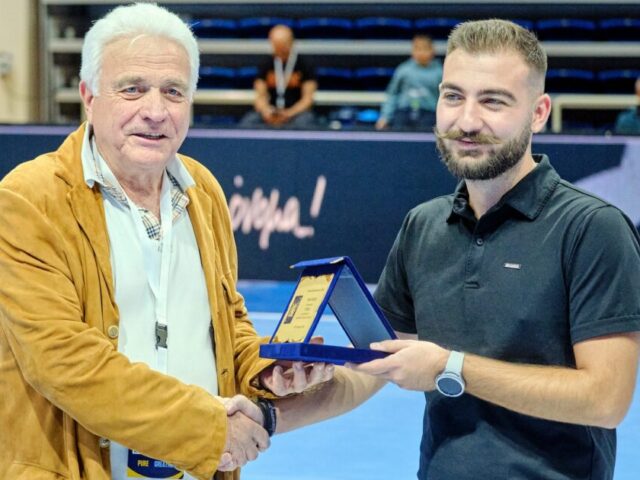 Βράβευση για τη Συνεισφορά της εταιρείας Pitenis στο Ελληνικό Χάντμπολ